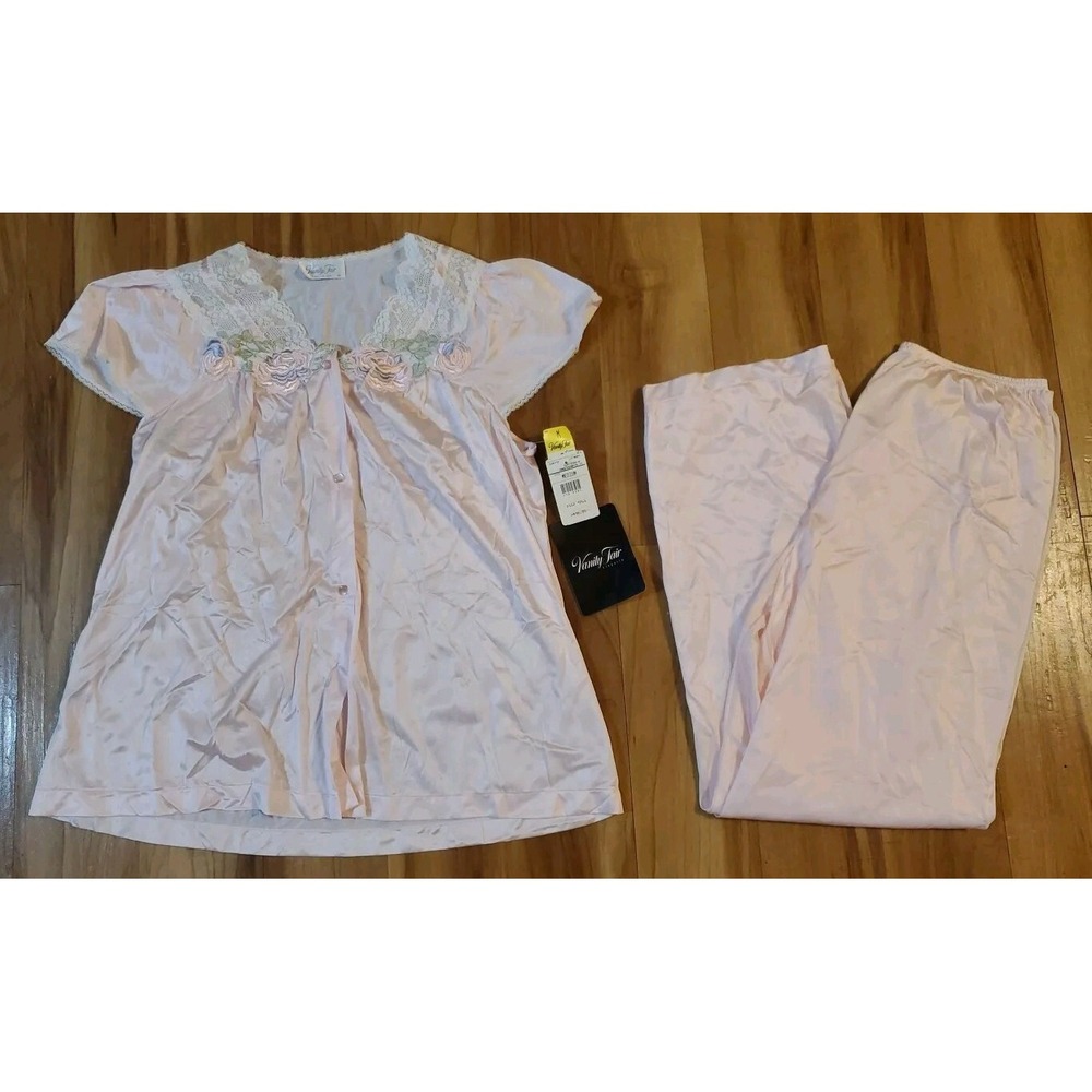 Vintage Vanity Fair Sweetheart Pink 2 Piece Pajama Set Size Medium New with Tag
